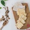 Set chăm sóc da gồm khăn mặt tơ tằm, khăn tắm, kén tẩy trang và túi tẩy trang